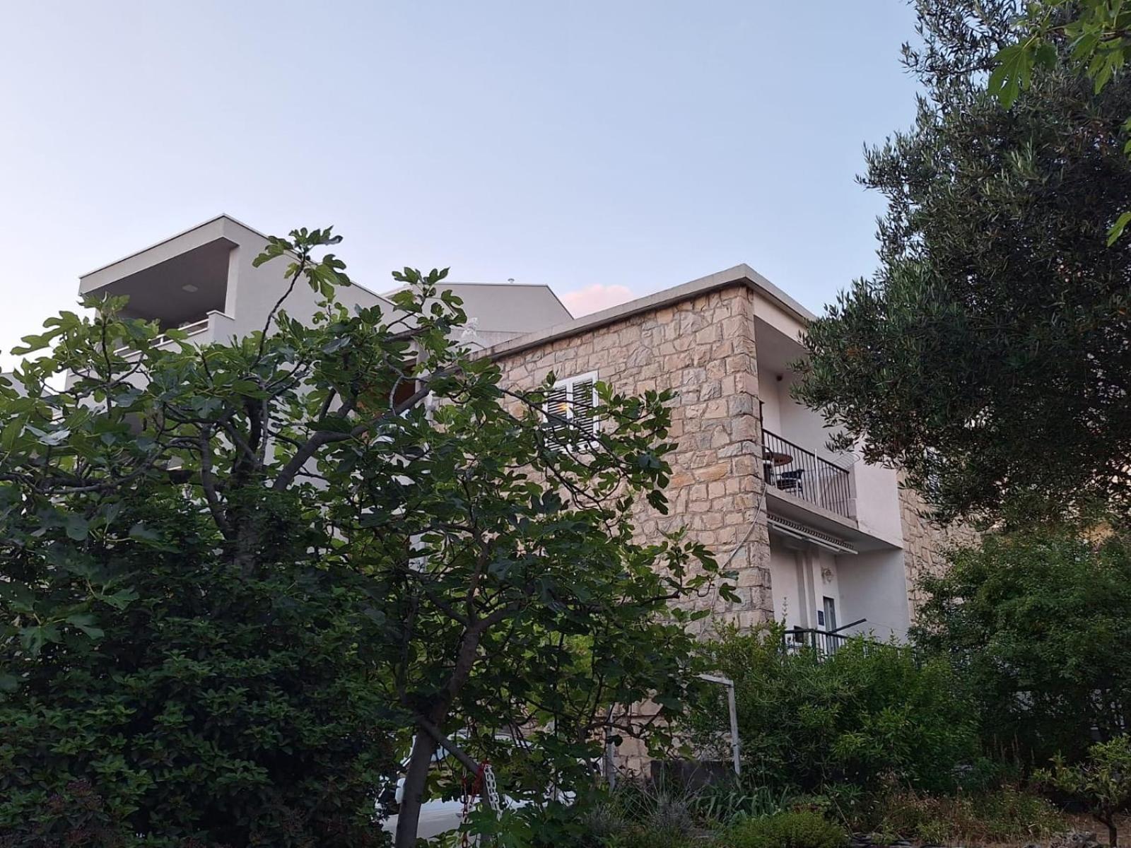 Za 2 Uz Apartment